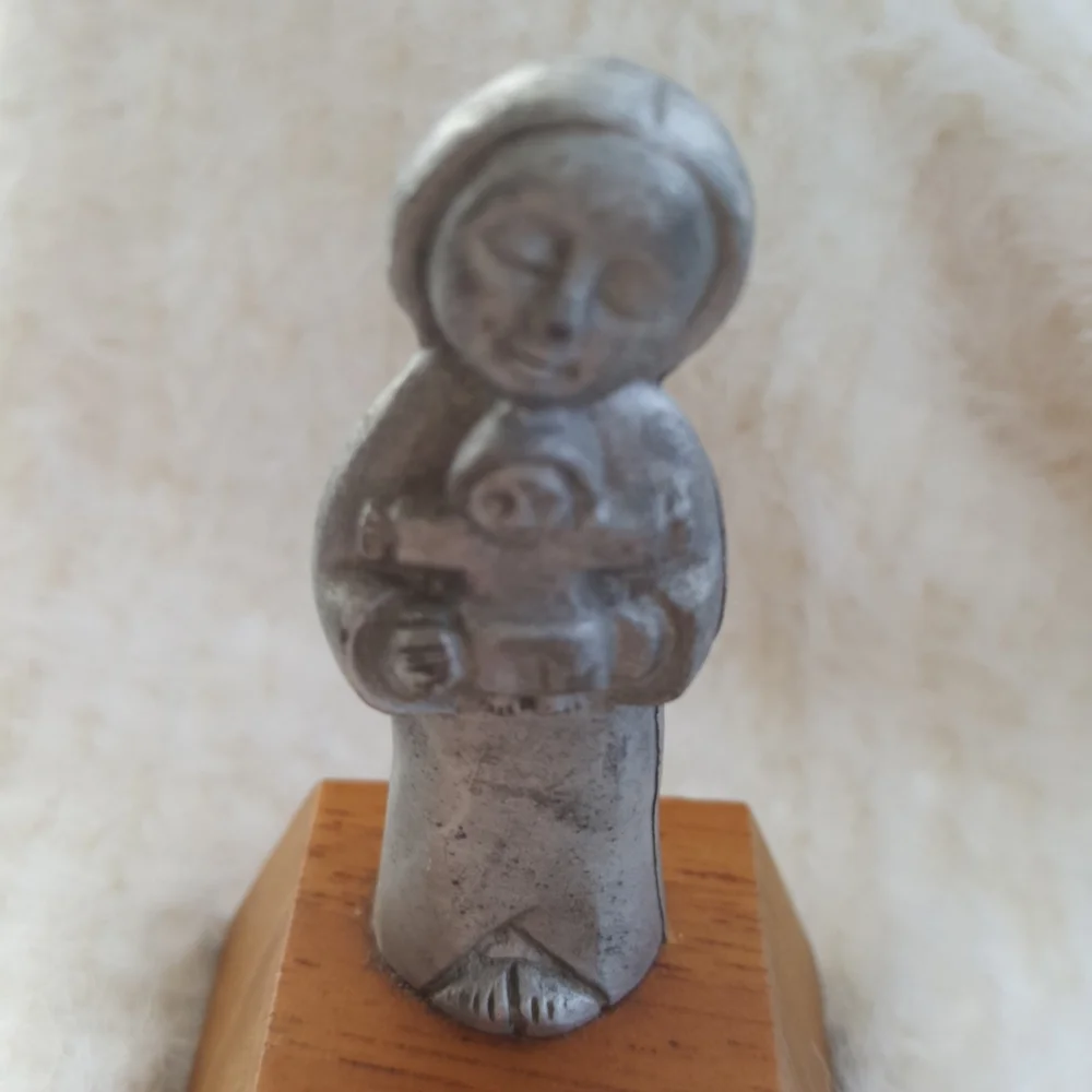 Mary and Baby Jesus Tiny Figurine Wood Pedestal Shadow Box Display Decor